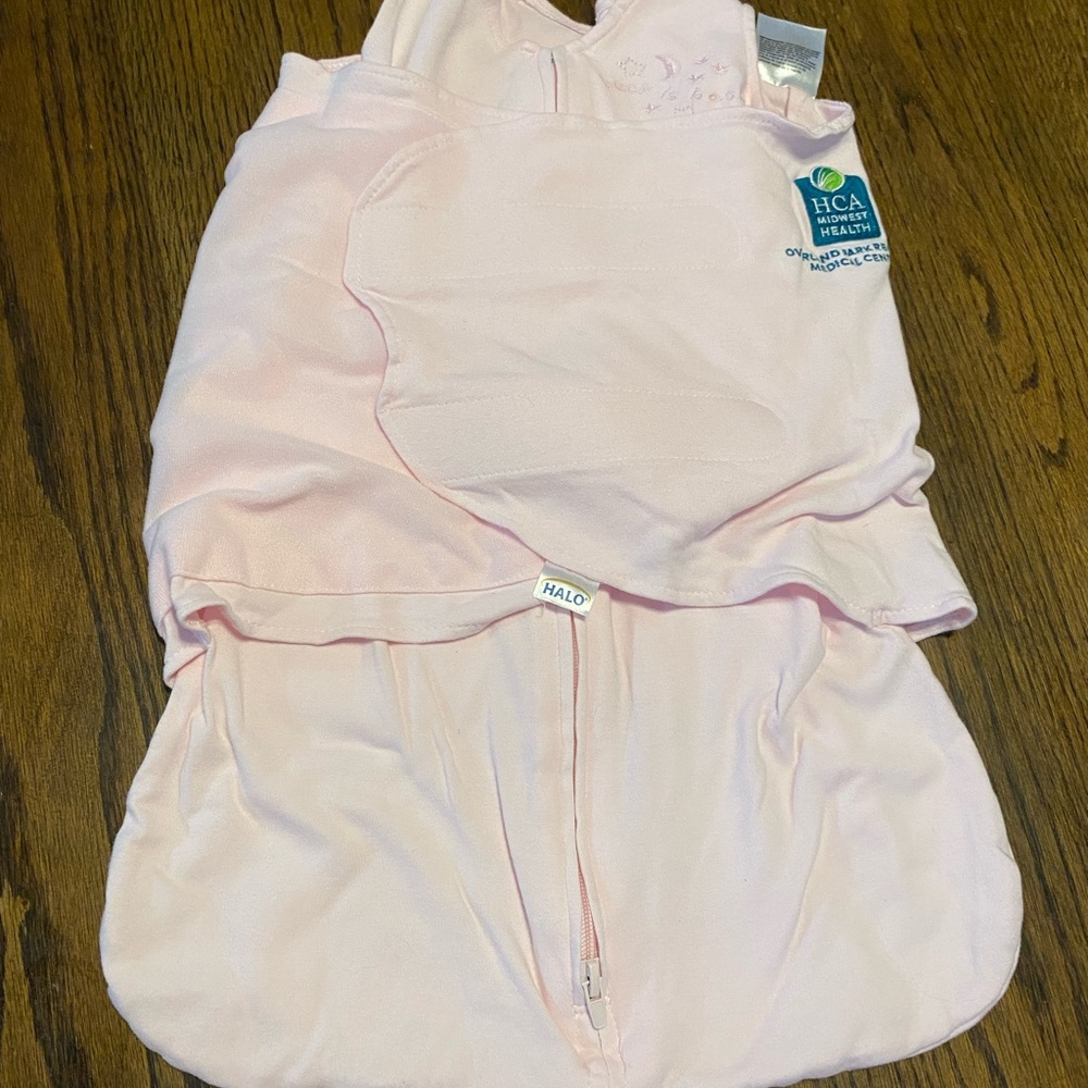 NWOT - Halo Pink Baby Sleep Sack